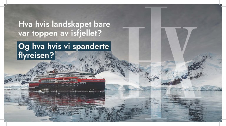 Bilde av Hurtigruten i vinterlandskap