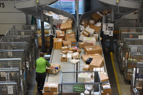 Sortering av pakker på terminal